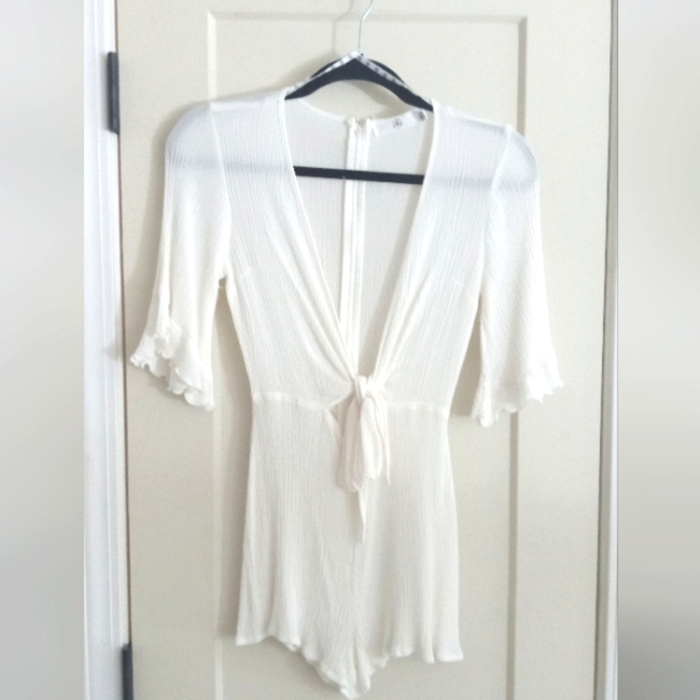 Miss Guided Tie front Romper